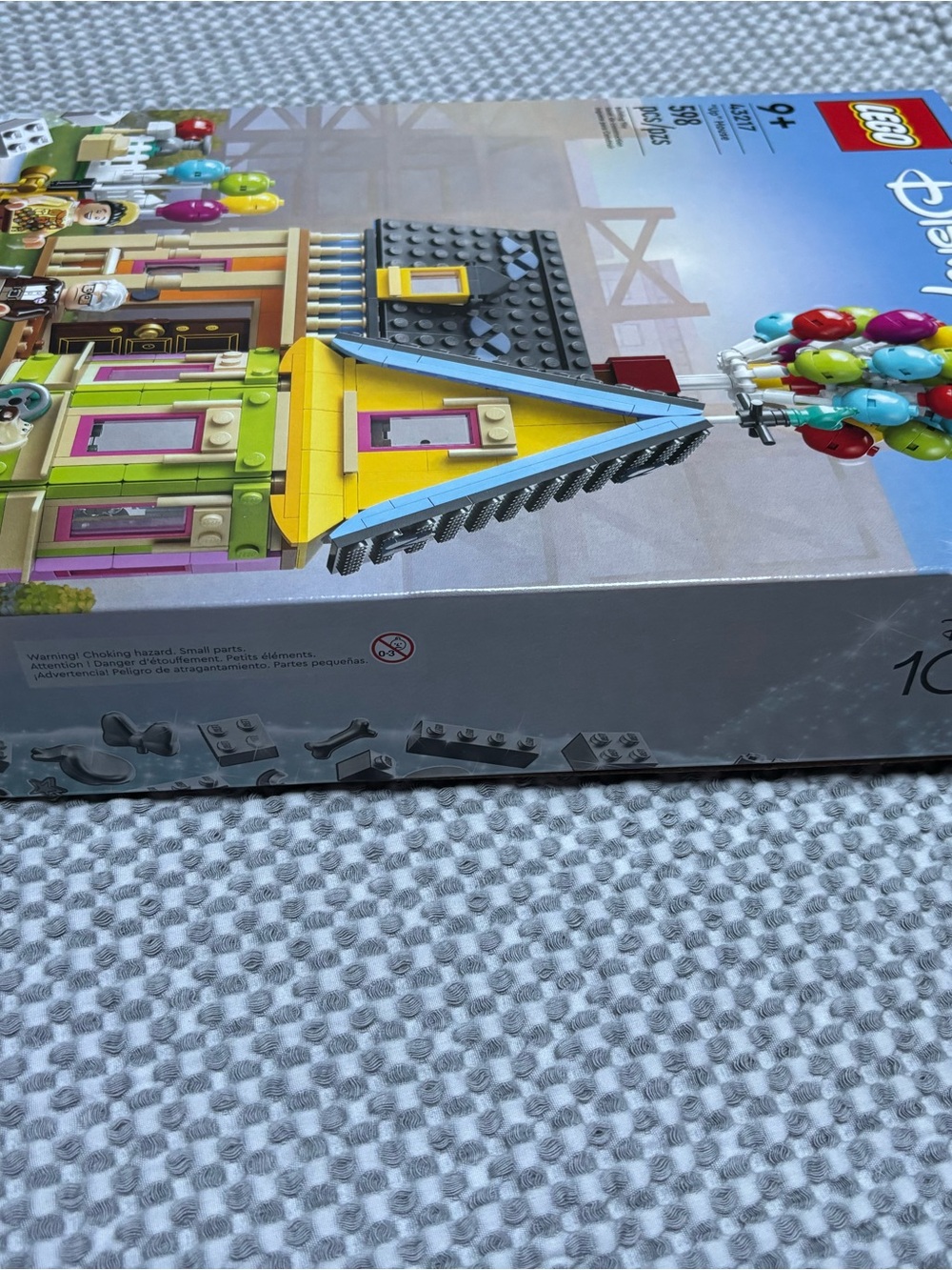New-LEGO Disney Pixar  Up! House Celebrating Disney’s 100th Set #43217 - Picture 6 of 6